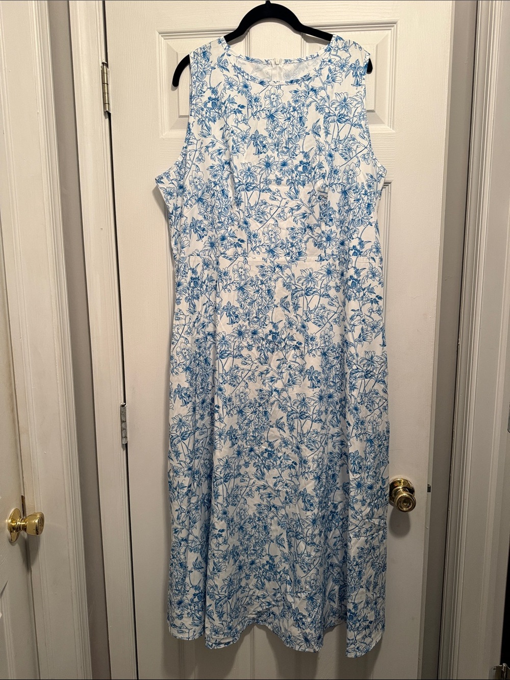 SHEIN White Maxi Dress with Blue Floral Print